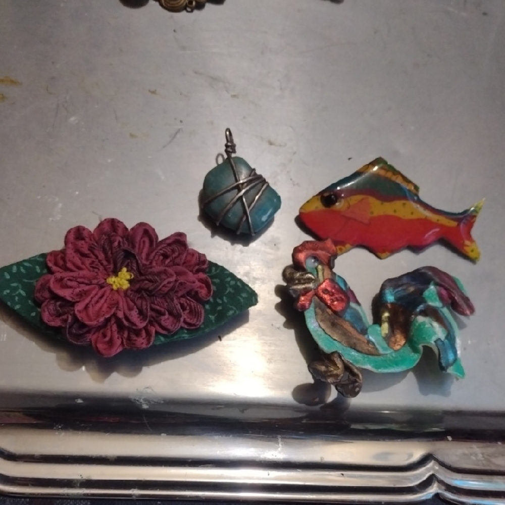Colorful Fish and Flower Brooch Set